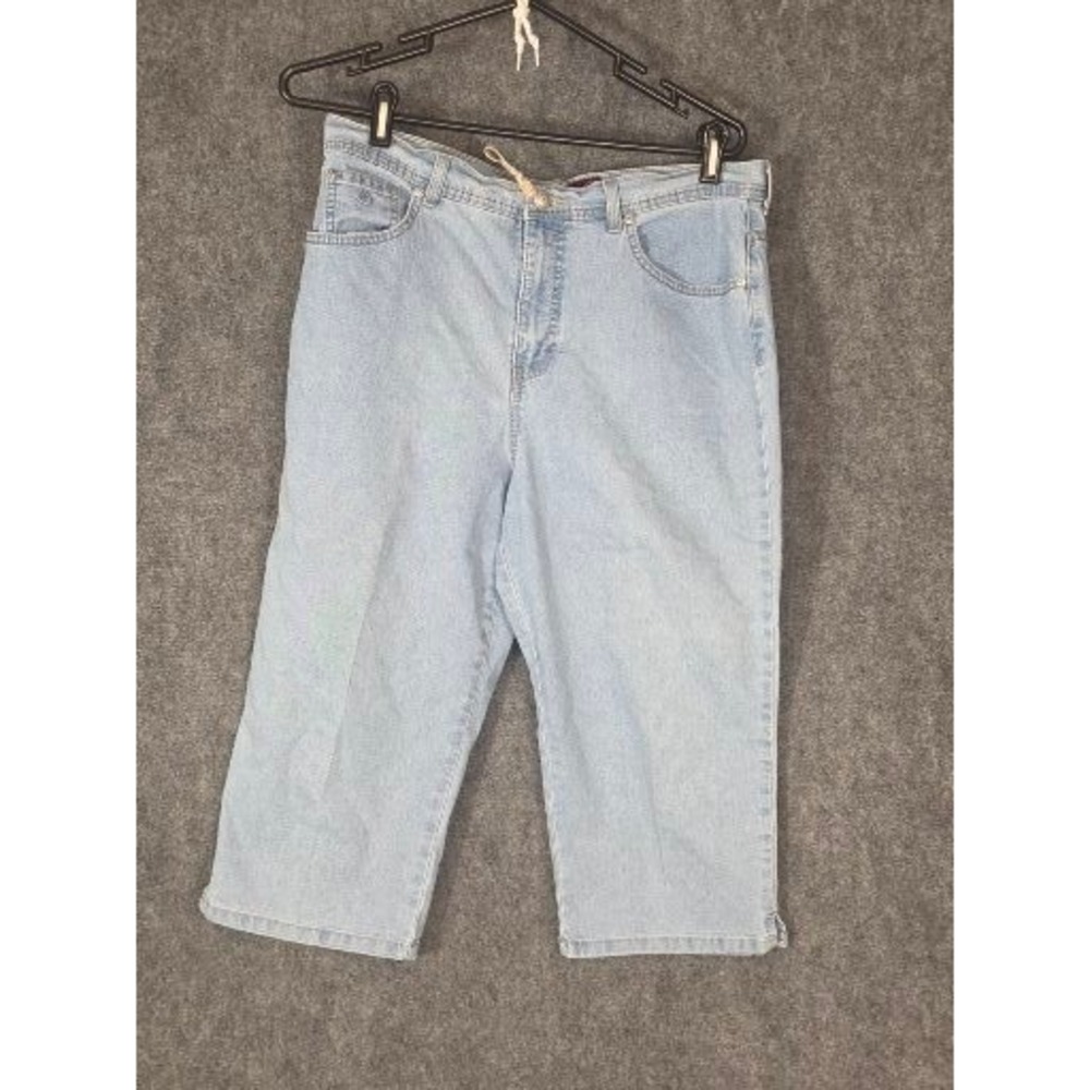 Gloria Vanderbilt Amanda Capri Jeans Womens 12 Light Wash High Rise Denim Blue